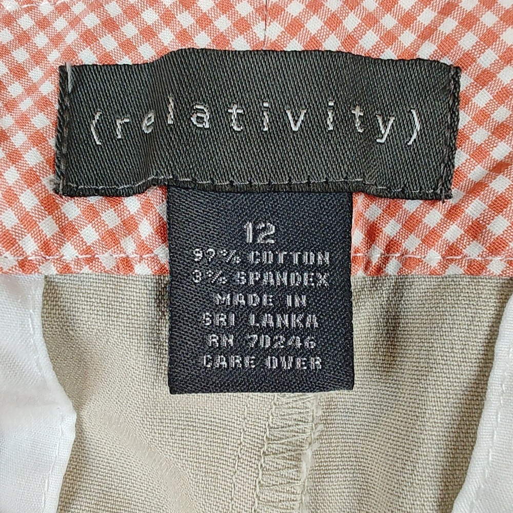 Relativity Womens Khaki Chino Shorts Size 12 Tan Cuffed Cotton Stretch Mid Rise - Picture 4 of 5